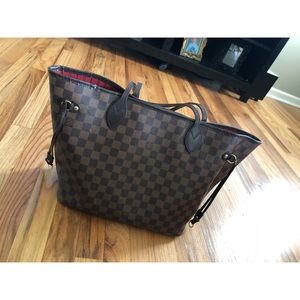 Louis Vuitton Damier Ebene MM